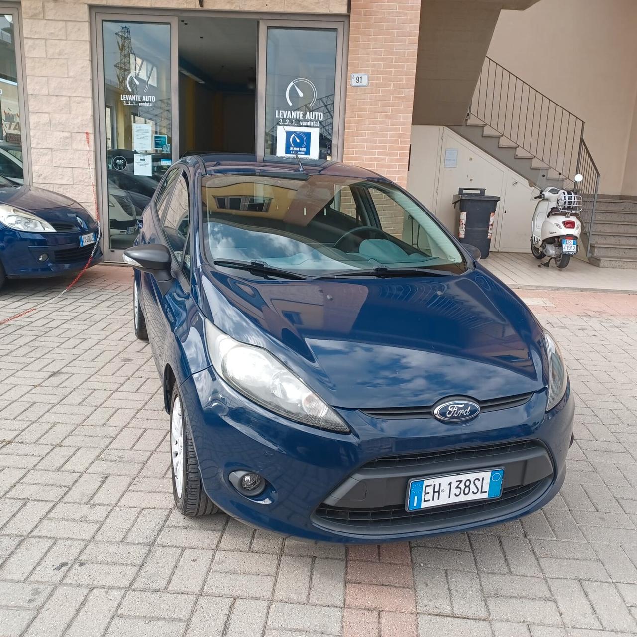 FIESTA 1.4 TDI NEOPATENTATI CON DISTRIBUZIONE E FRIZIONE NUOVI