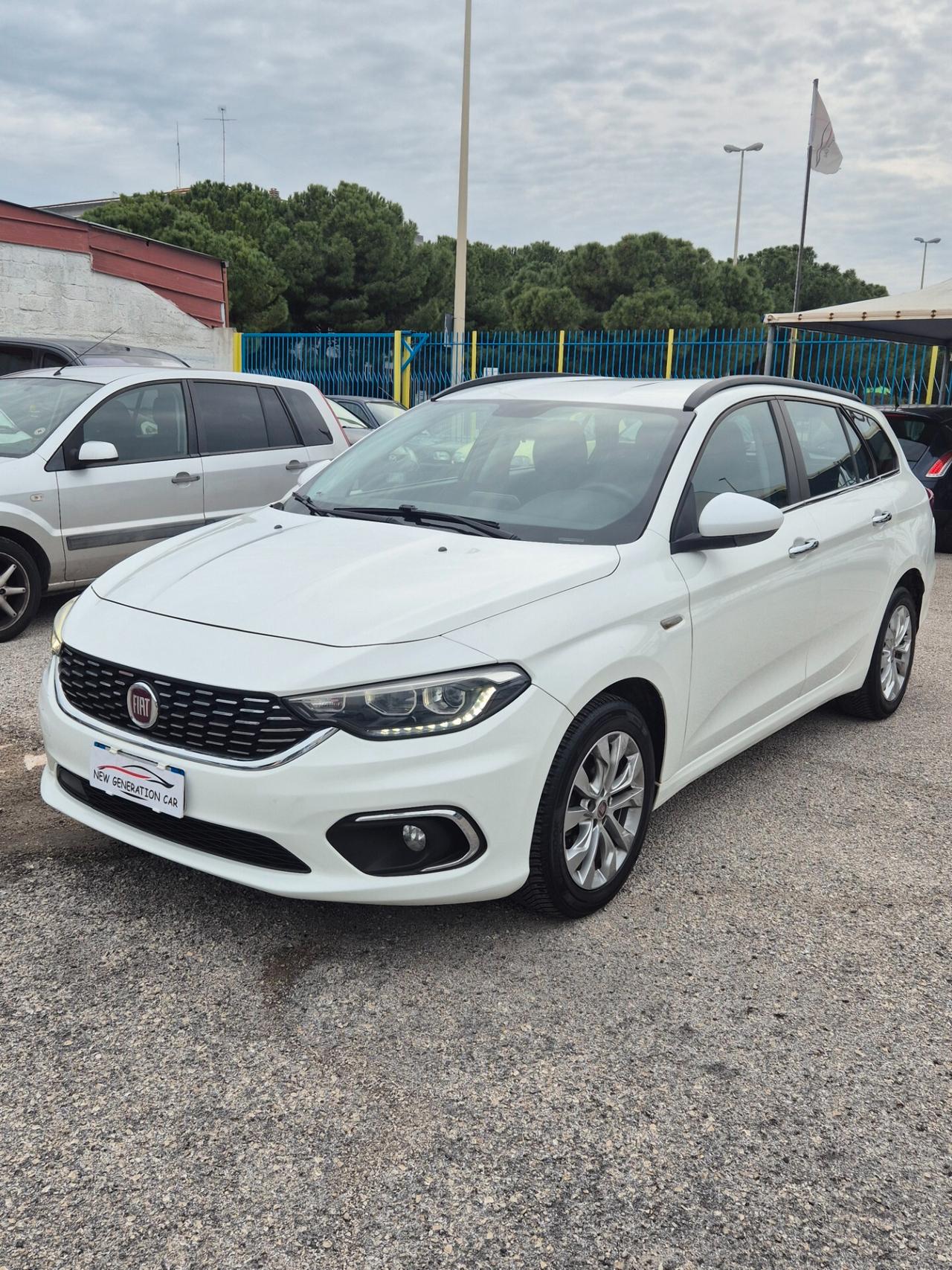 Fiat Tipo 1.6 Mjt S&S SW Lounge