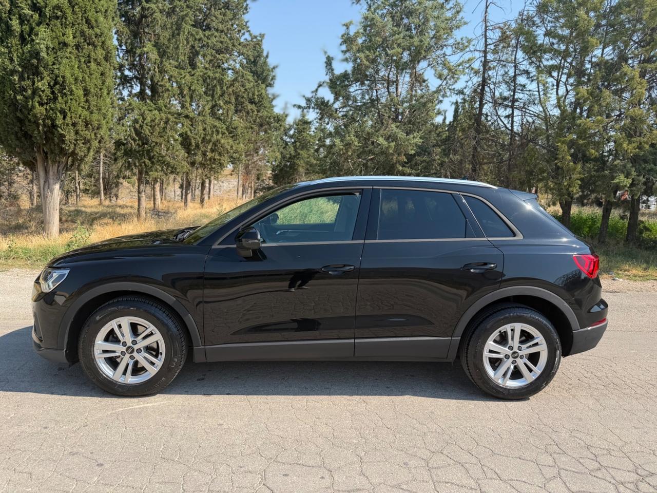 Audi Q3 35 TDI S tronic Business Advanced MATRIX /CAMERA/FULL