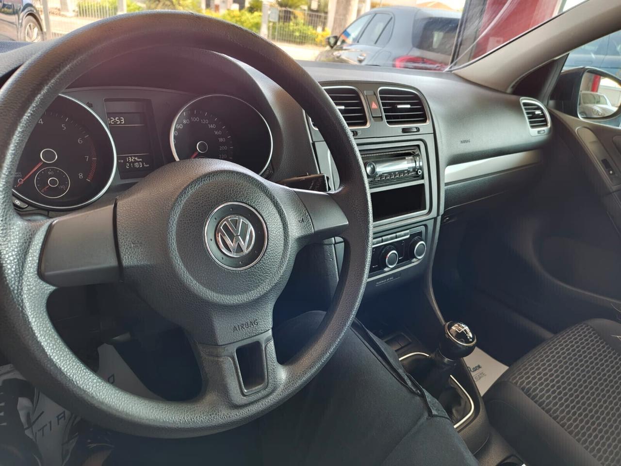 Volkswagen Golf 1.4 5 PORTE METANO