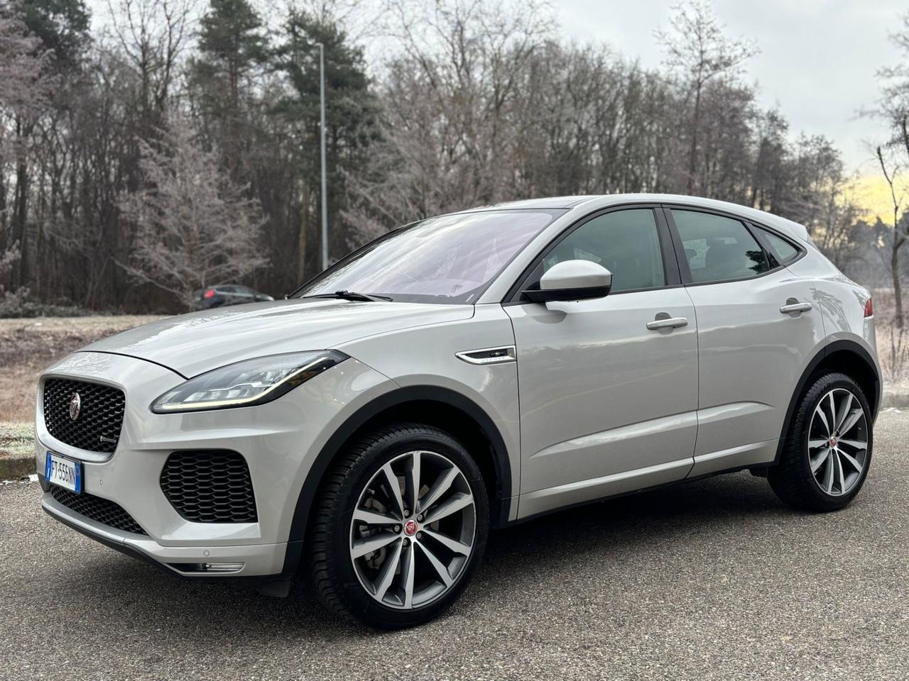 Jaguar E-Pace 2.0 249 CV AWD aut. R-Dynamic HSE