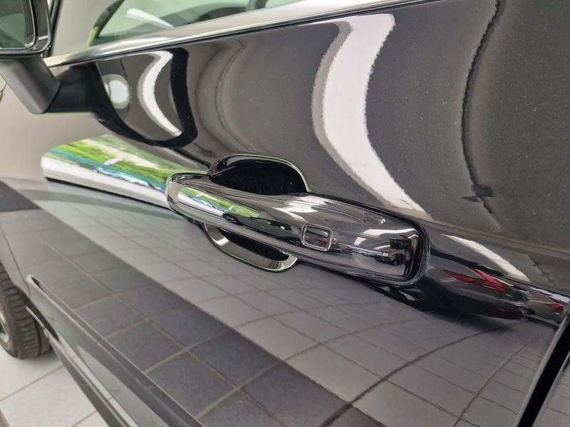 Volvo XC60 B4 (d) AWD Geartronic Momentum AUTOCARRO N1