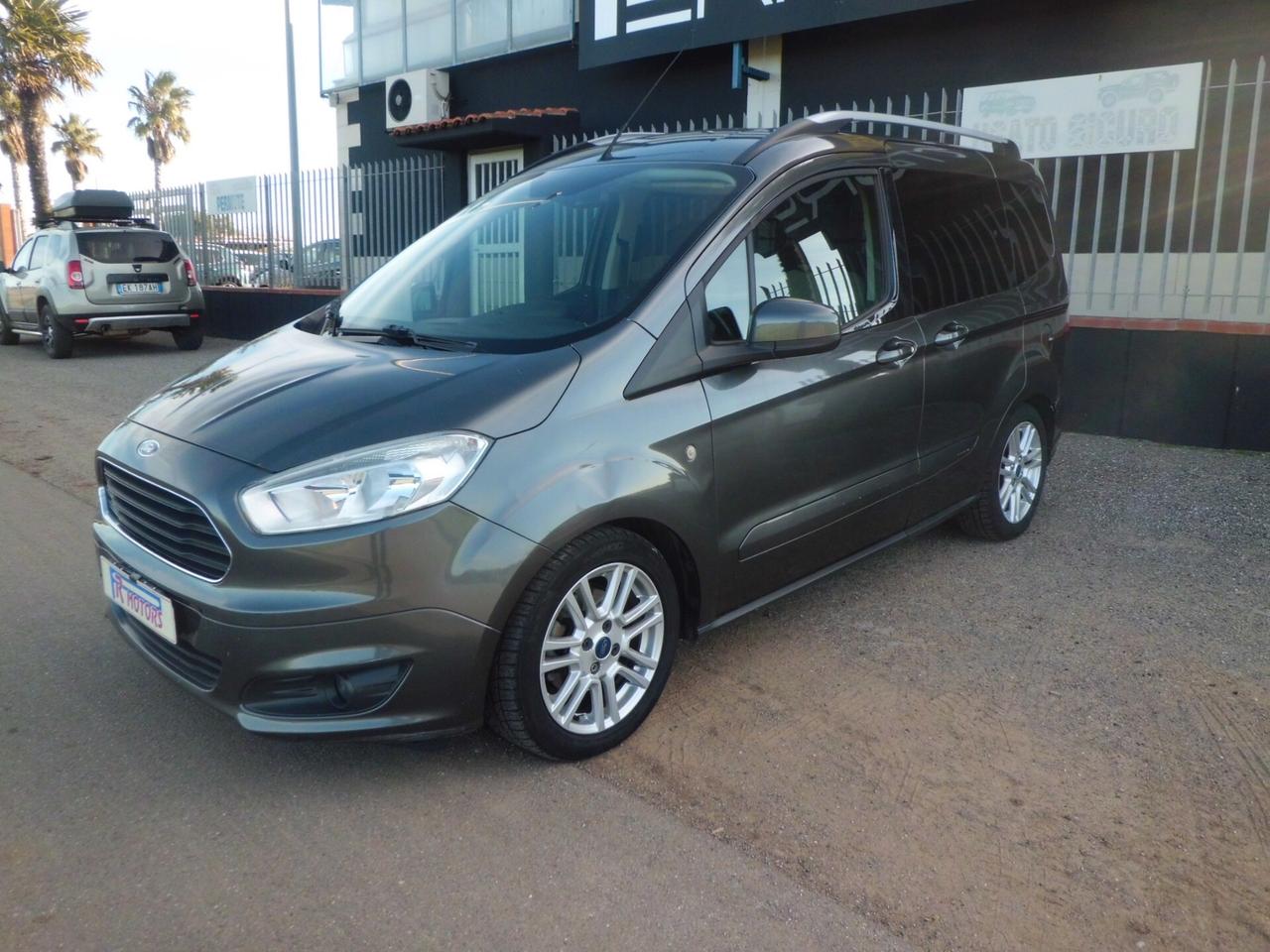Ford Tourneo Connect Connect7 1.5 TDCi 120 CV Titanium