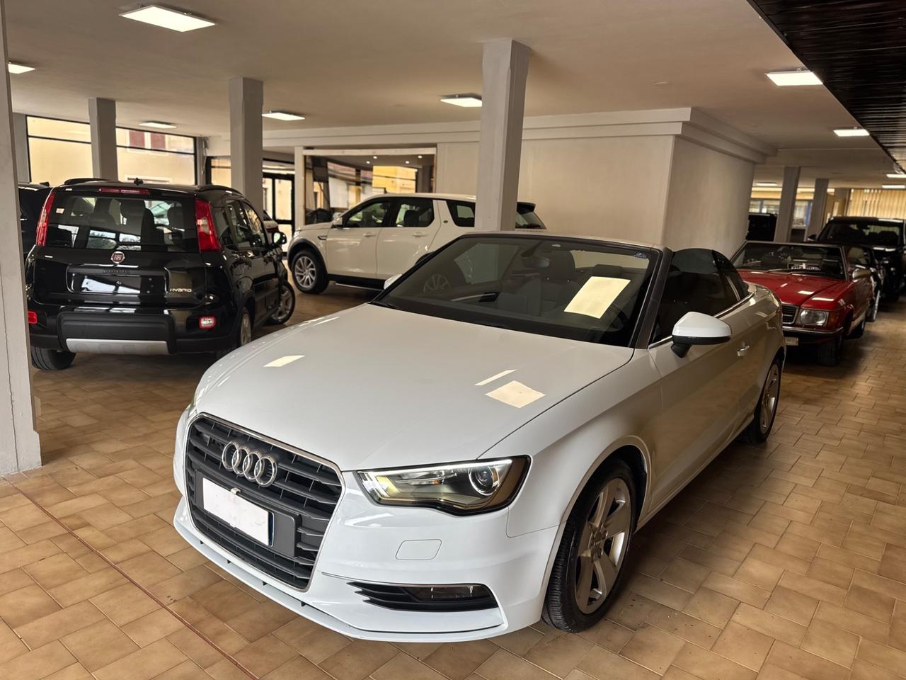 Audi A3 Cabrio 2.0 TDI clean diesel Attraction