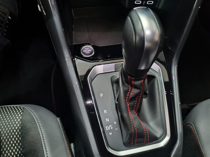 Volkswagen T-Roc 1.5 tsi Sport dsg PACK R LINE