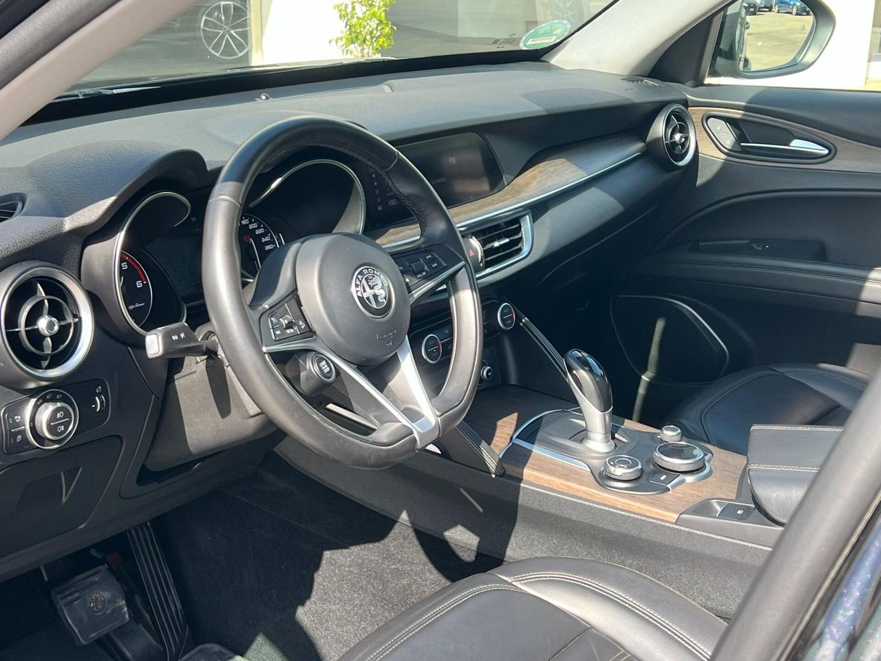 Alfa Romeo Stelvio 2.2 Turbodiesel 210 CV AT8 Q4 Executive