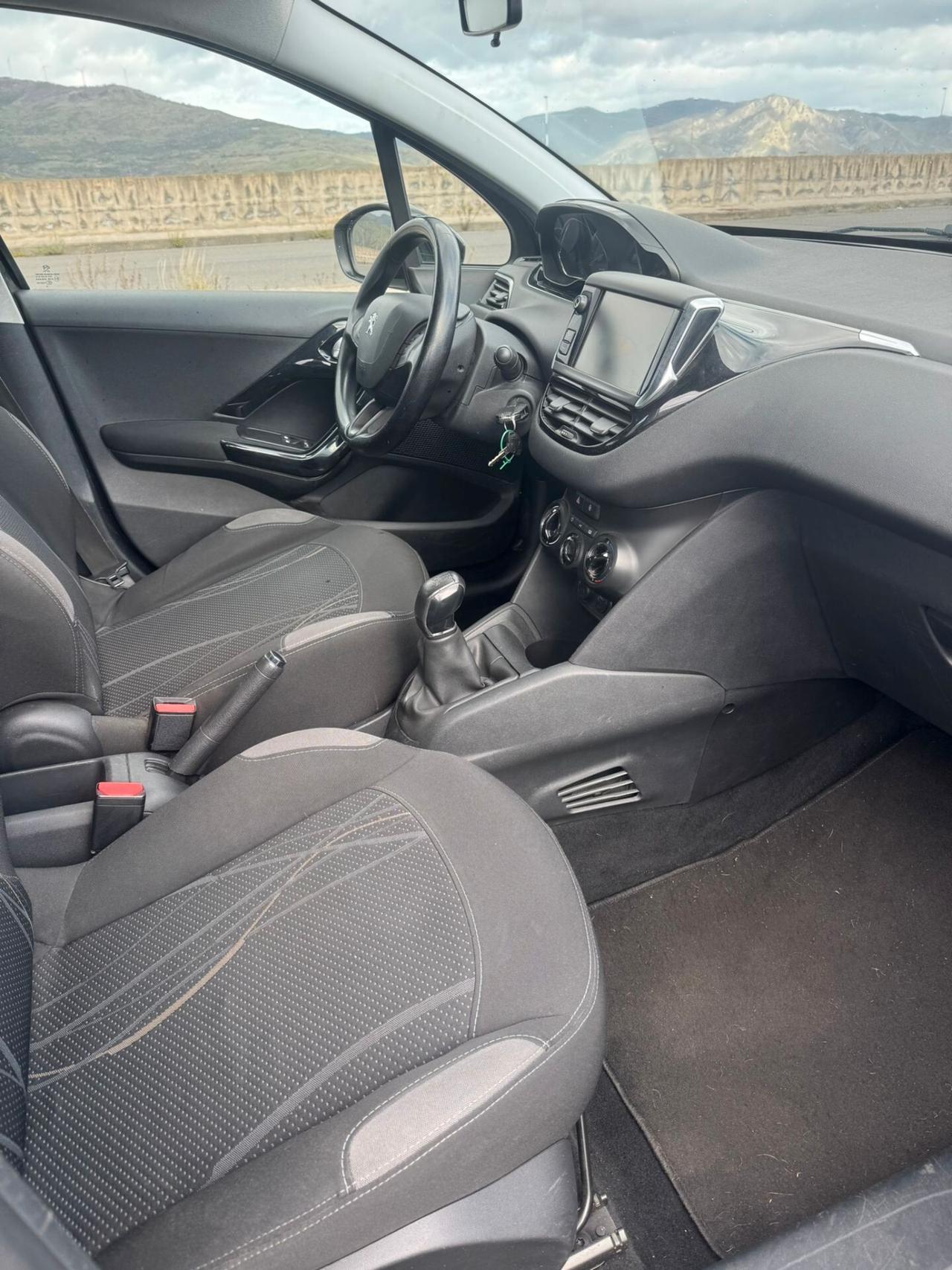 Peugeot 208 1.2 VTi 82 CV 5 porte Allure