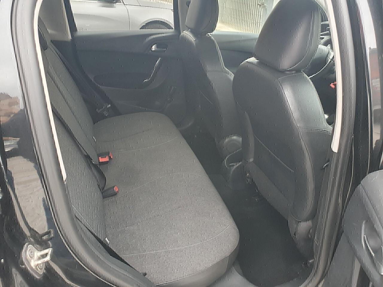 Citroen C3 1.4 HDi 70 Exclusive Neopatent 2015