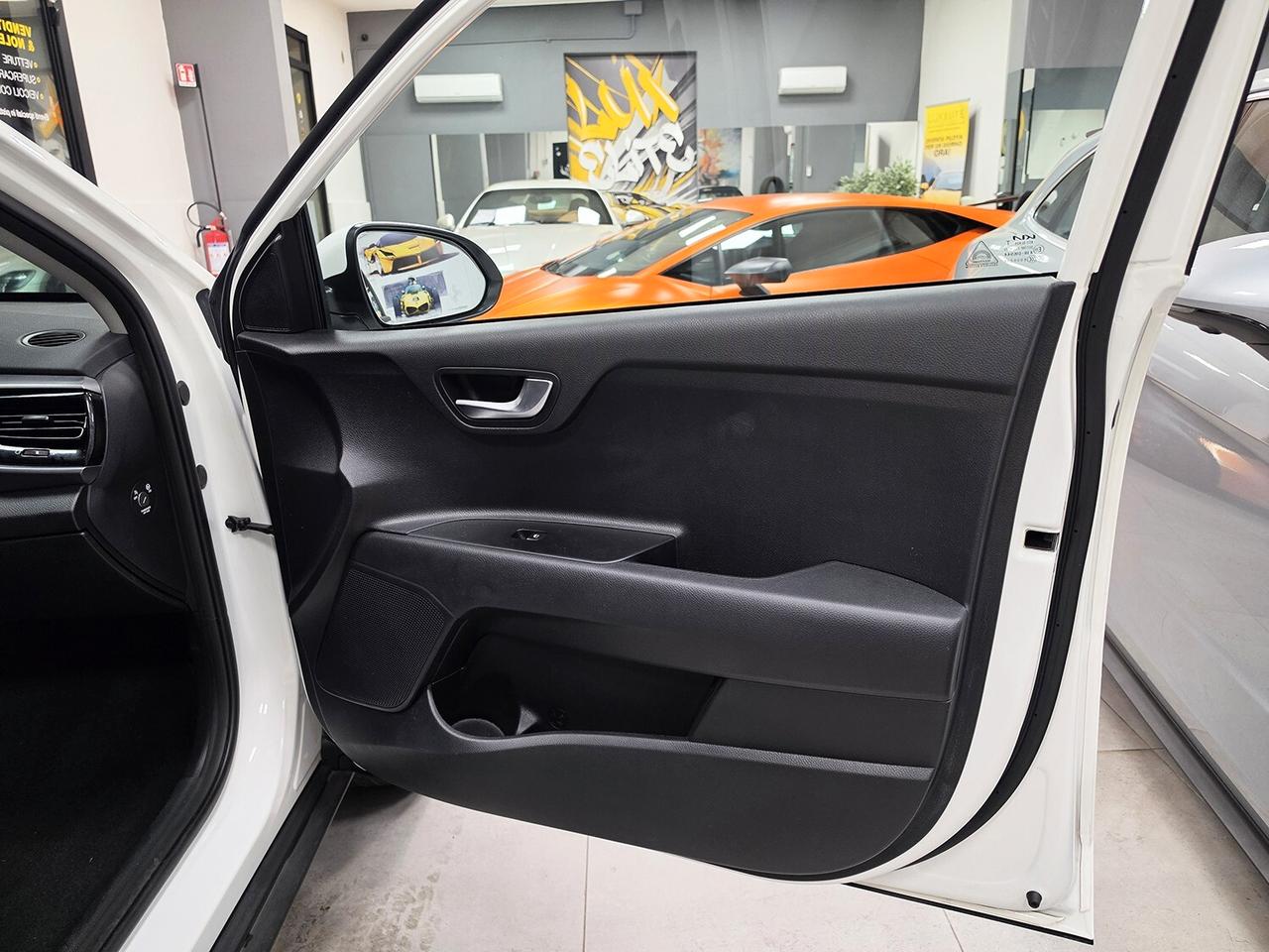 Kia Stonic 1.0 T-GDi GPL DCT Style_95CV_PARI AL NUOVO_UNIPROP_GAR 12 MESI_CERTIFICATO CONF.MAN.UFFICIALE