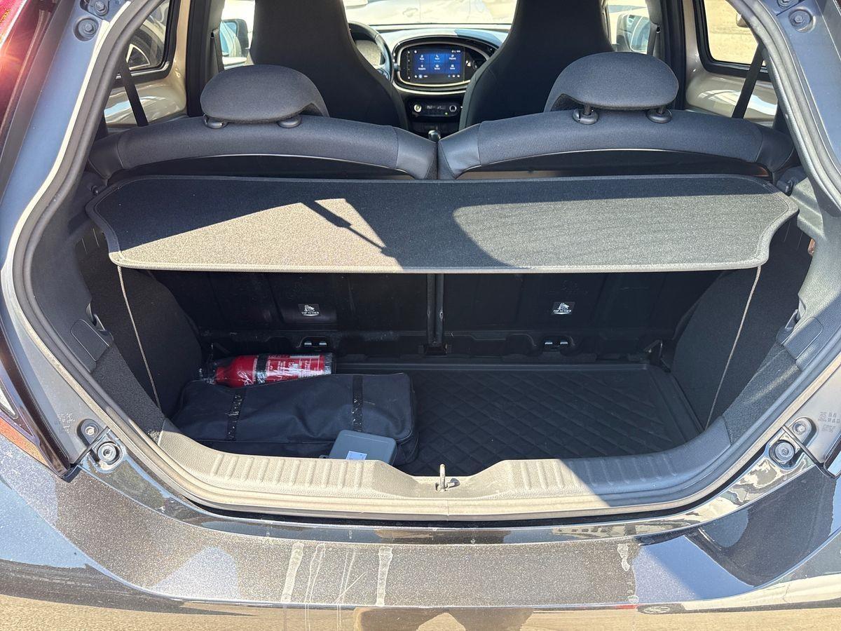 TOYOTA Aygo X Air - Aygo X 1.0 Lounge Air 72cv s-cvt