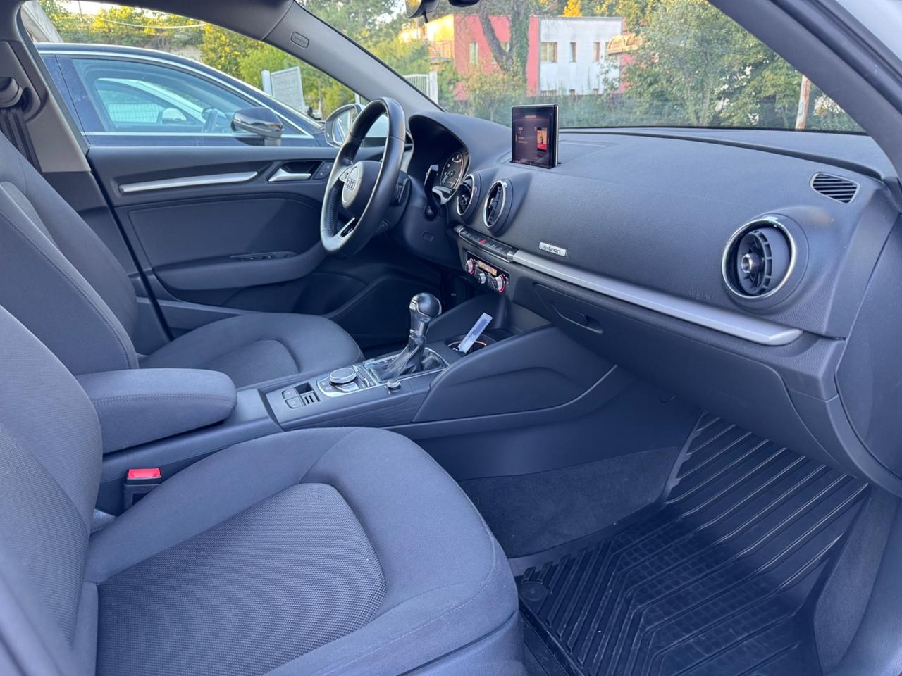 Audi A3 SPB 30 g-tron 130Cv S tronic Business