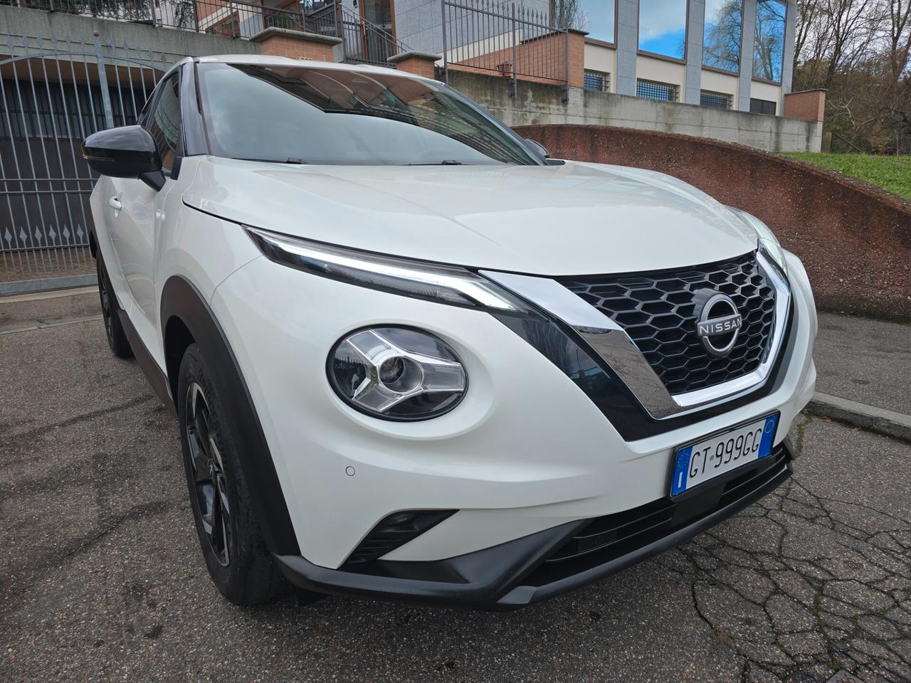 Nissan Juke 1.0 DIG-T 114 CV DCT N-Connecta