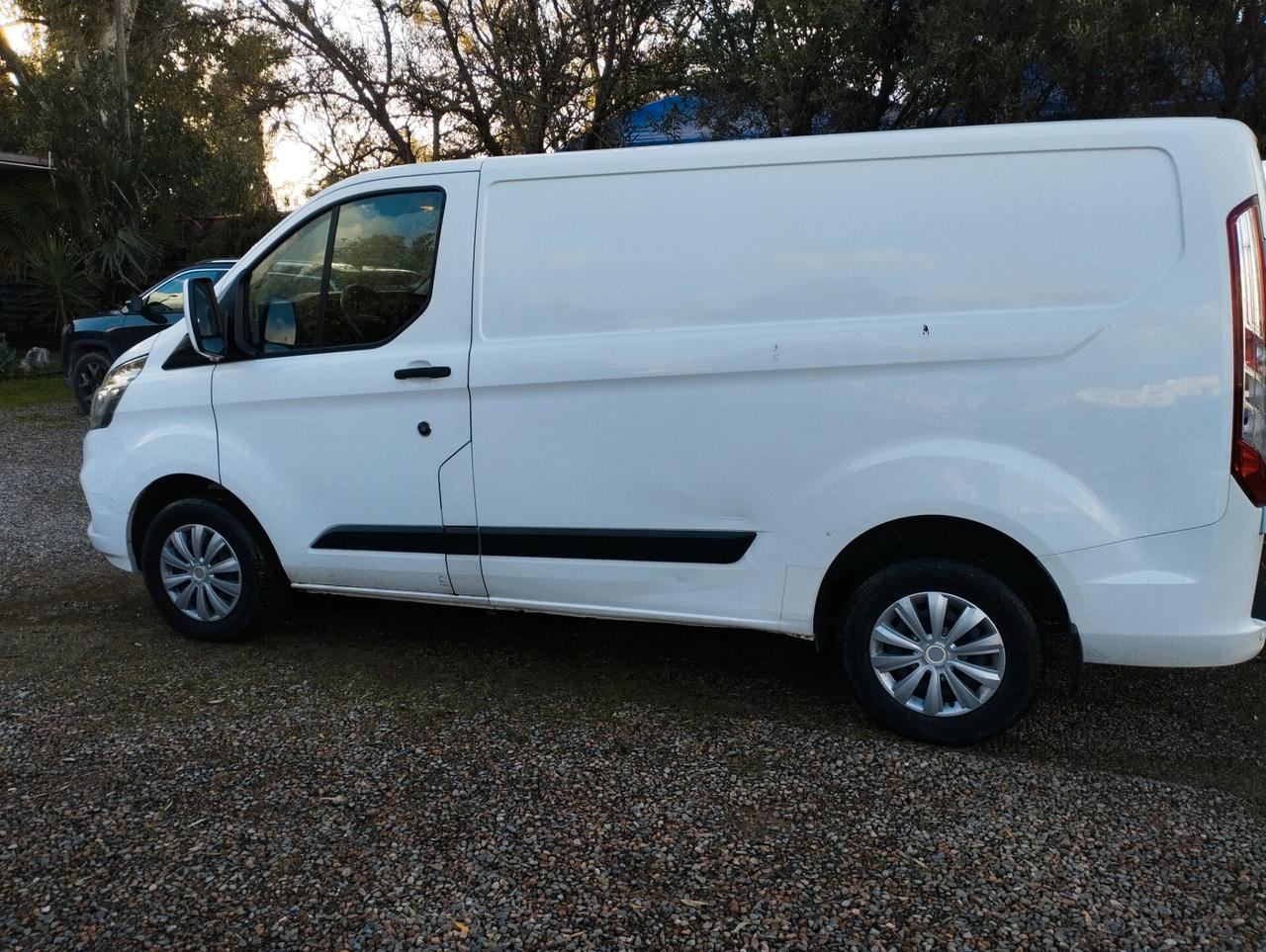 Ford Transit Custom 300 2.0 TDCi 130 PL Furgone Trend