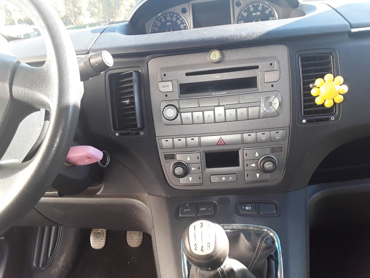 Lancia MUSA 1.3 Multijet 16V 90 CV Oro