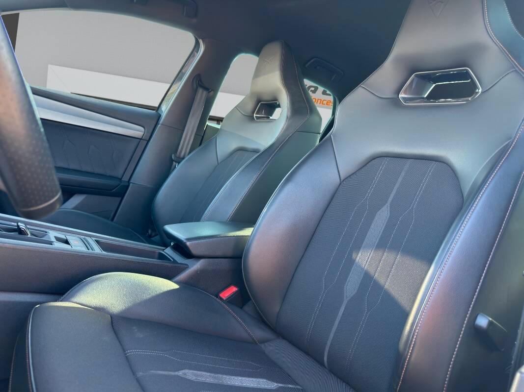 Cupra Leon 1.4 e-hybrid 204cv AUTOMATICA E CARPLAY