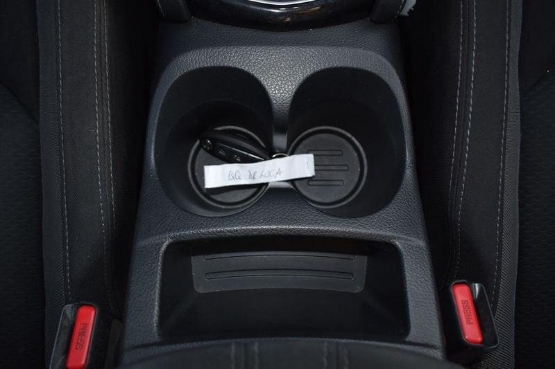 Nissan Qashqai Qashqai 1.5 dCi N-Connecta