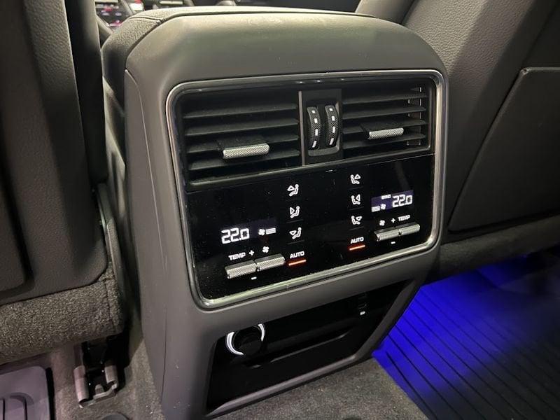 Porsche Cayenne Cayenne 3.0 V6 E-Hybrid