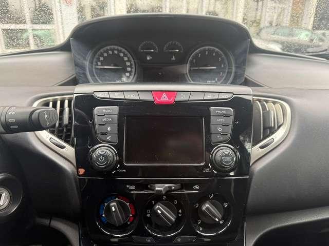 Lancia Ypsilon Ypsilon III 2015 1.2 Gold 69cv