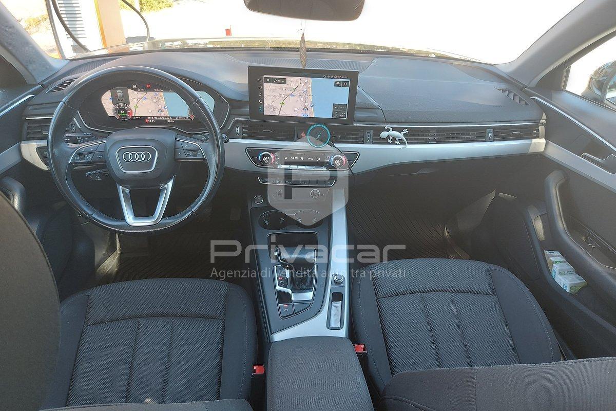 AUDI A4 Avant 30 TDI/136 CV S tronic Business Advanced