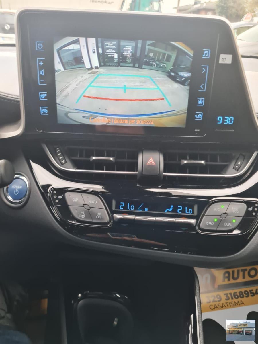 TOYOTA C-HR 1.8 Hybrid E-CVT Active