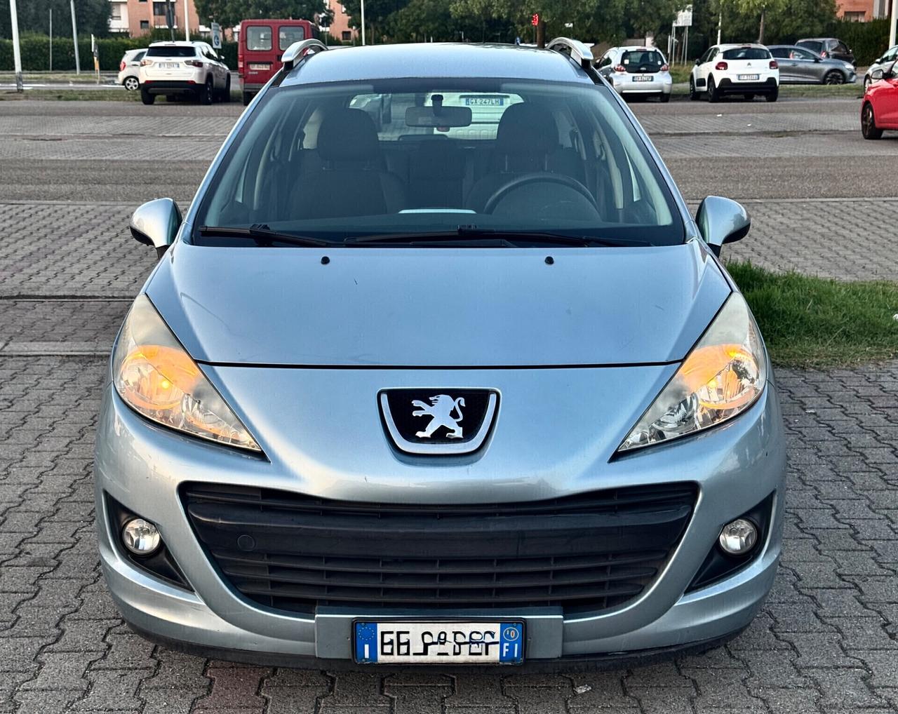 Peugeot 207 1.4 VTi 95CV SW 61.000km 2010