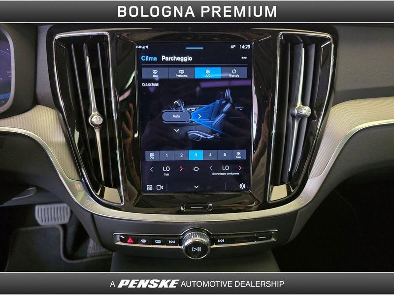 Volvo V60 V60 T6 Plug-in Hybrid AWD automatico Plus Dark