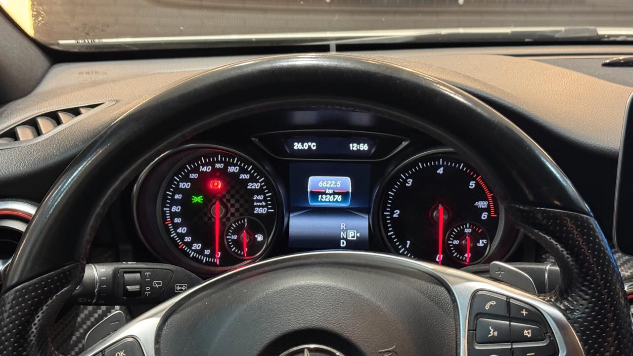 MERCEDES CLASSE A 180D 109CV PREMIUM AMG - 2018