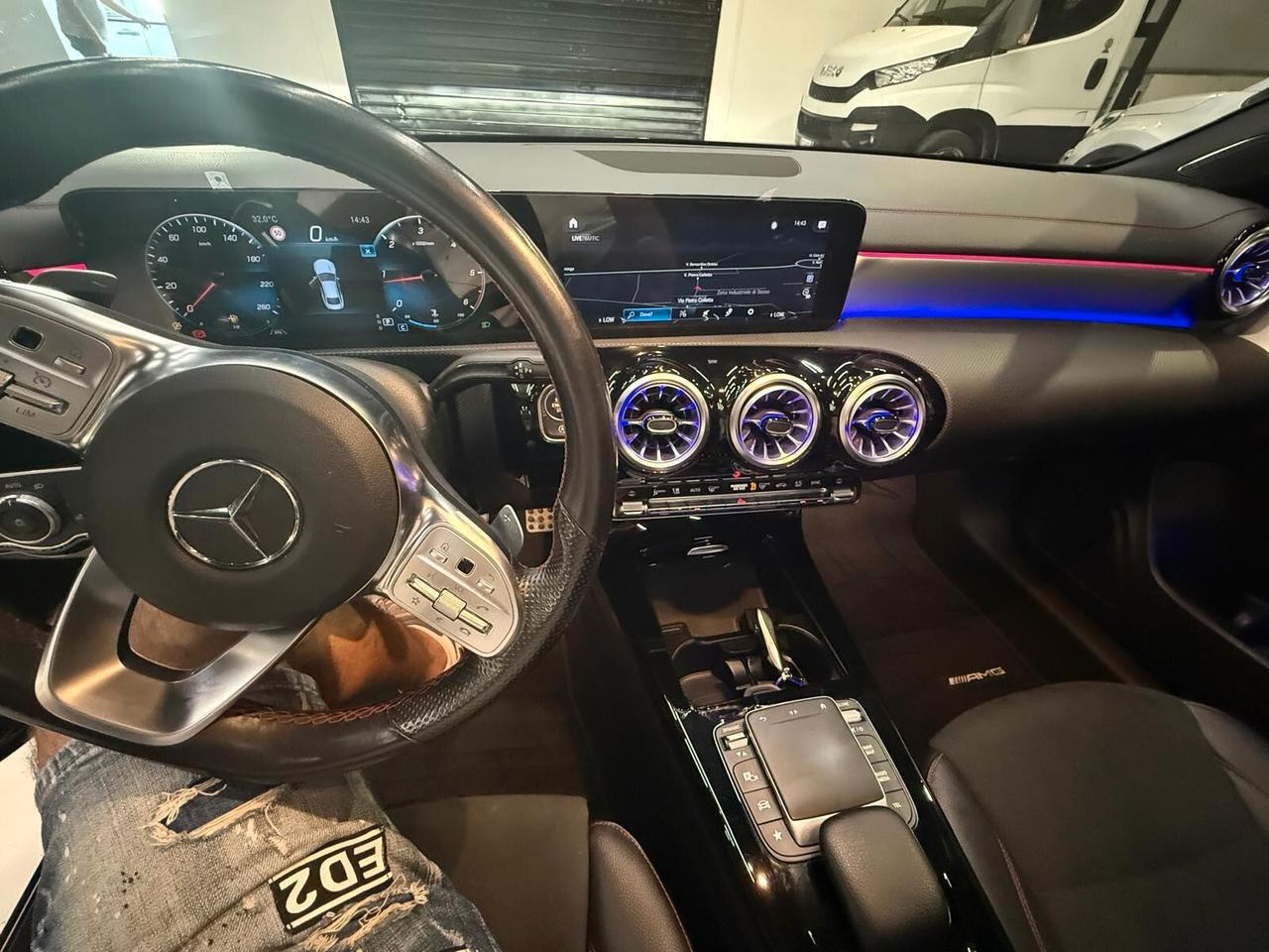 Mercedes-benz CLA COUPE