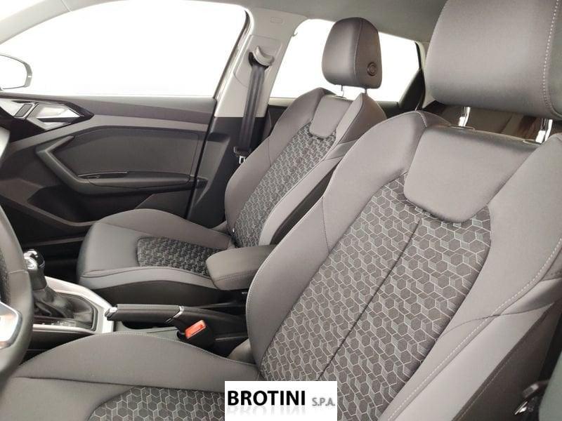 Audi A1 Sportback Allstreet 35 TSI S Tronic Identity Contrast