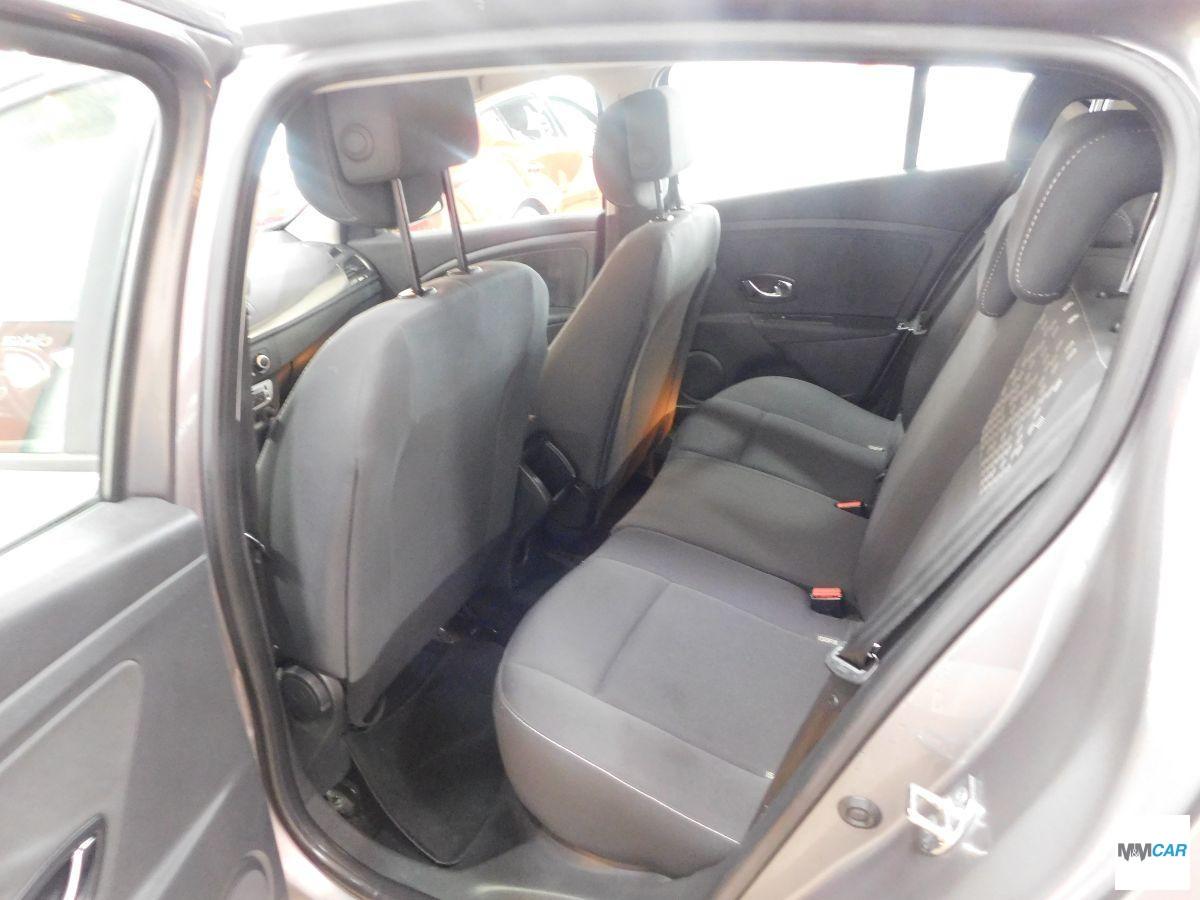 RENAULT - Mégane - 1.5 dCi 110 CV Wave