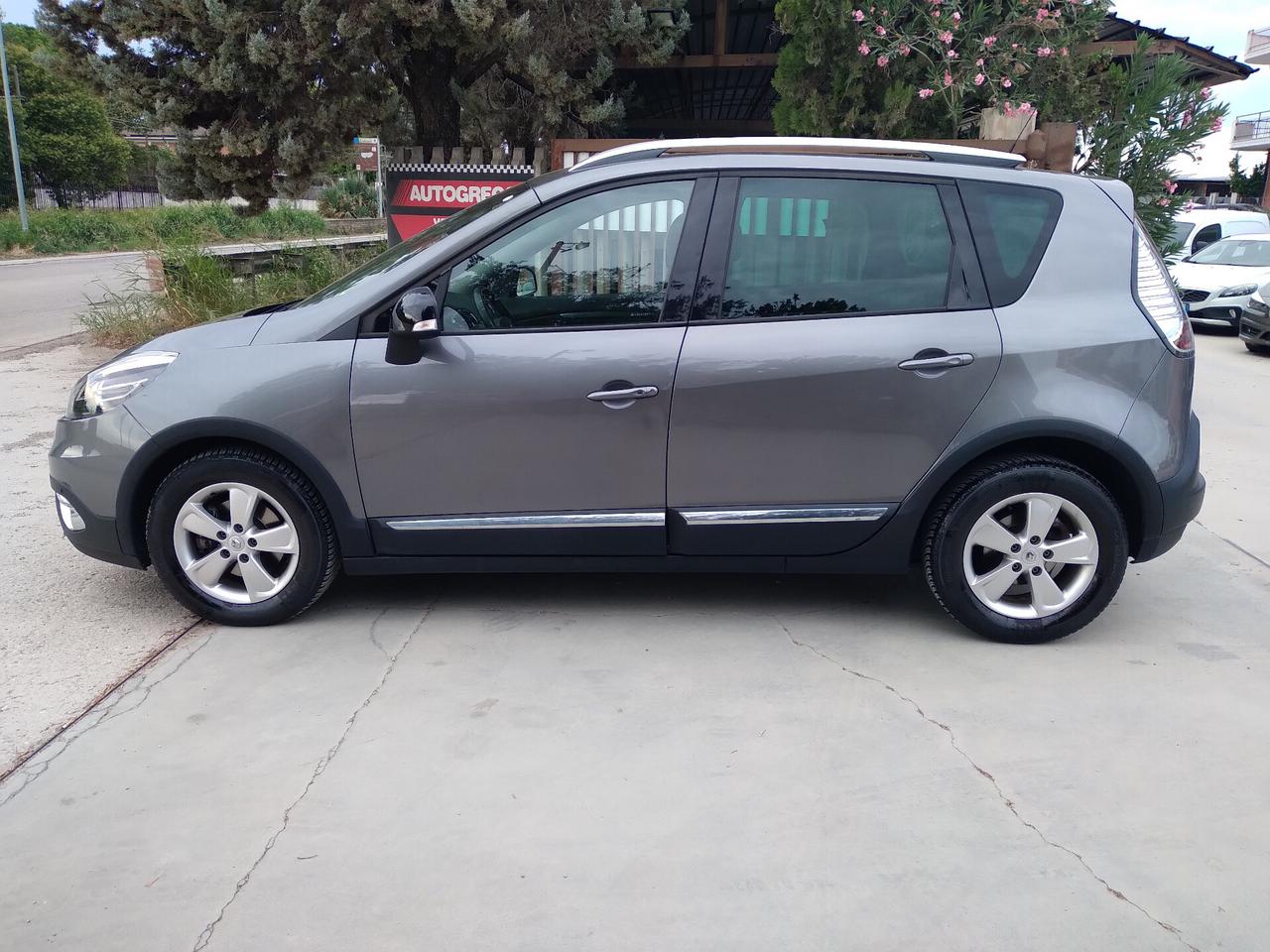 Renault Scenic Scénic XMod Cross 1.5 dCi 110CV Energy
