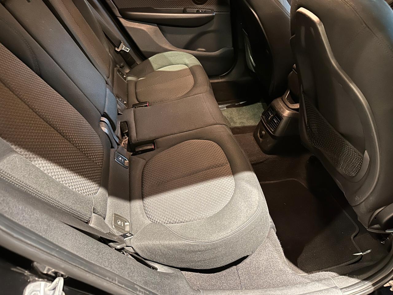 Bmw 216 218d Active Tourer Advantage