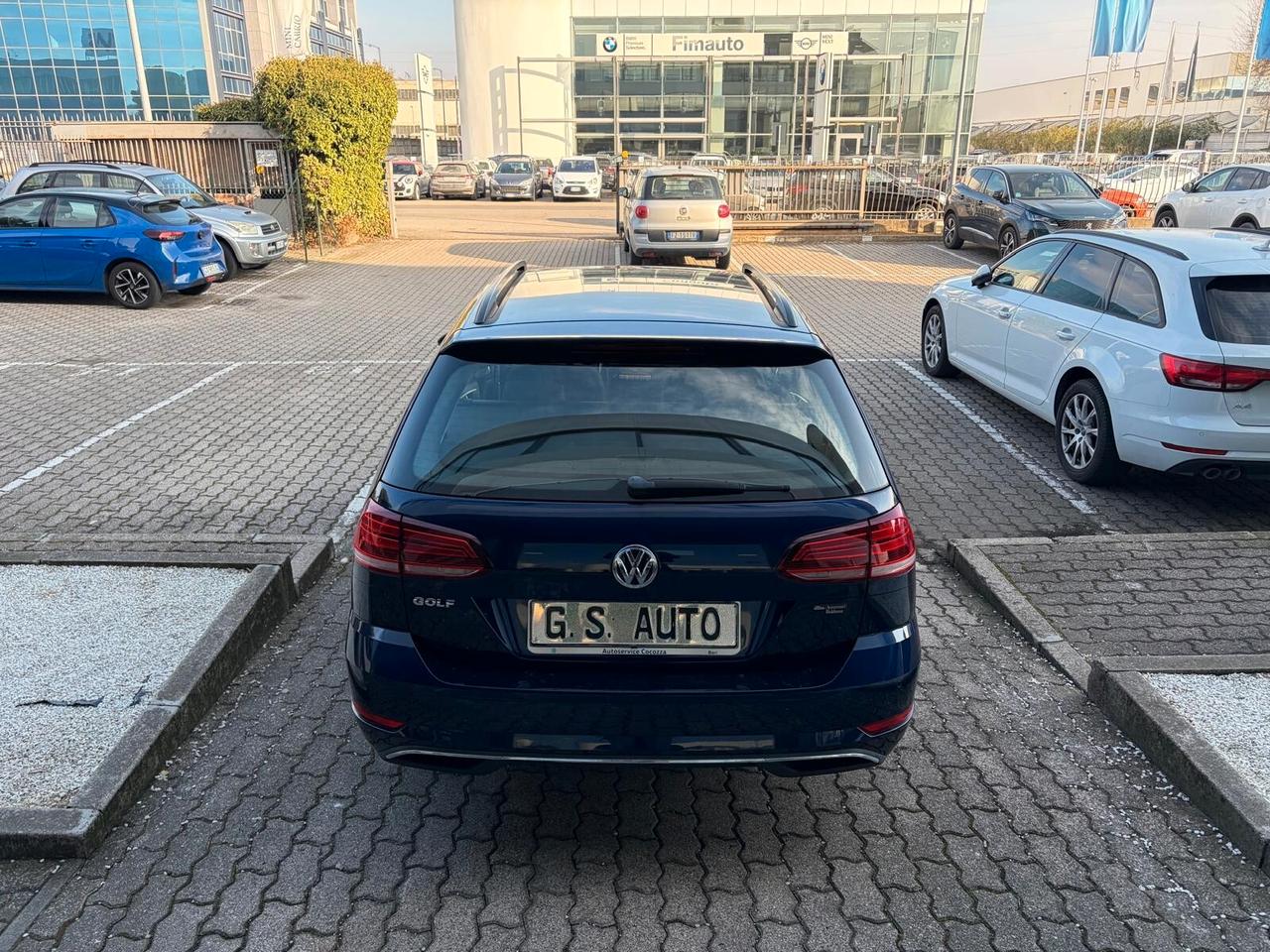 Volkswagen Golf Variant 1.6 tdi 115cv DANNEGGIATA