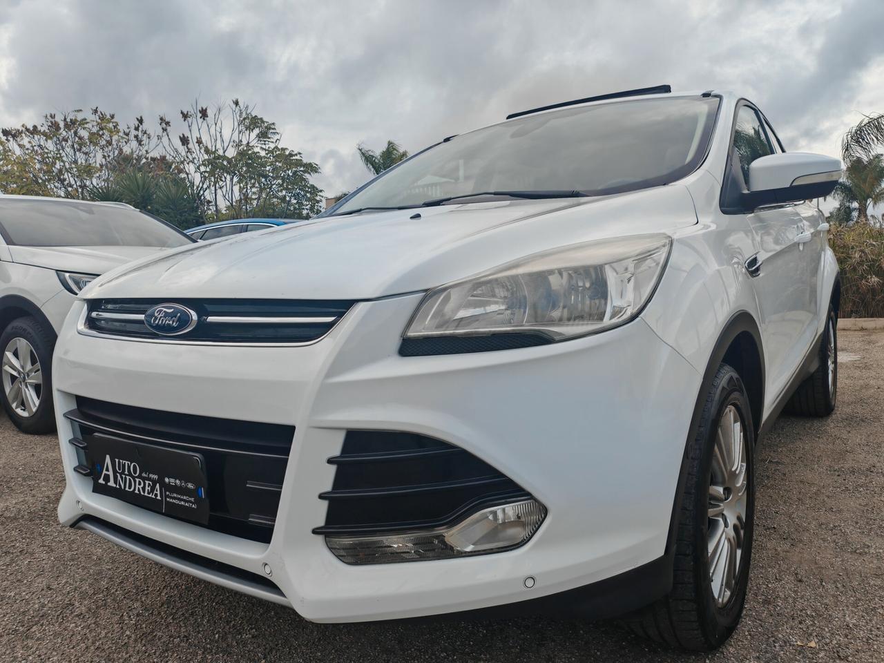 Ford Kuga 2.0 TDCI tetto navig cam pelle 2013