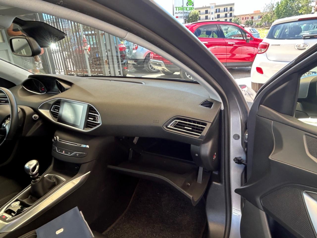Peugeot 308 1.6 e-HDi 115 CV Stop&Start GT Line