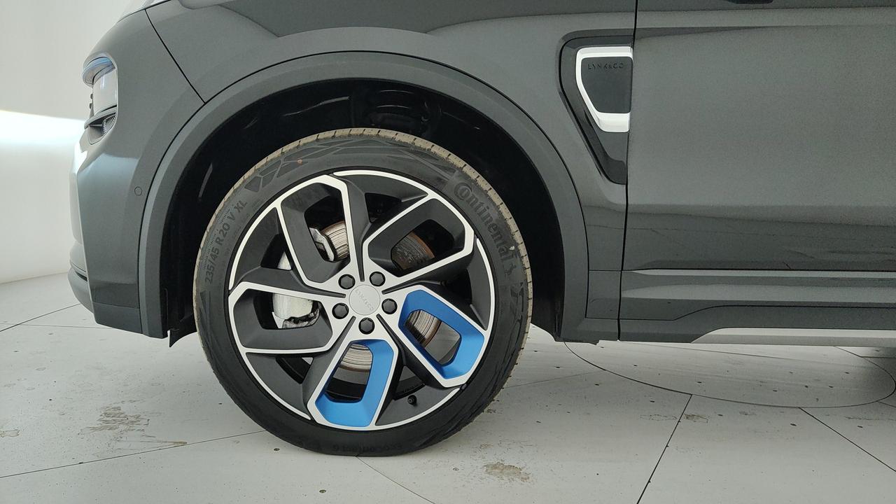 LYNK & CO 01 1.5 td phev auto