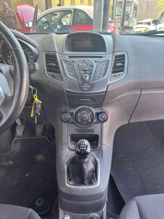 FORD Fiesta 1.5 TDCi 75CV 5 porte Titanium