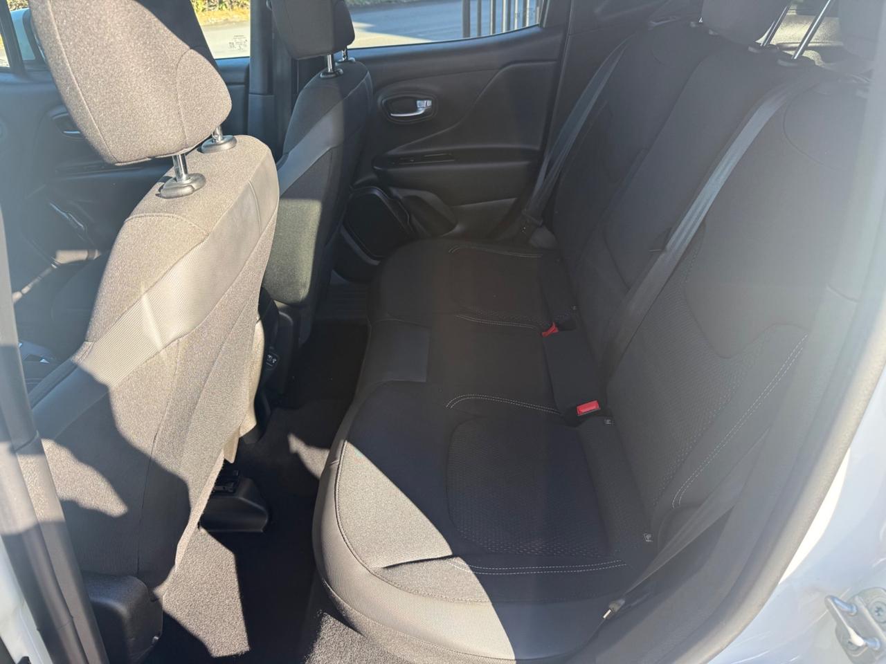 Jeep Renegade 1.3 T4 DDCT Limited