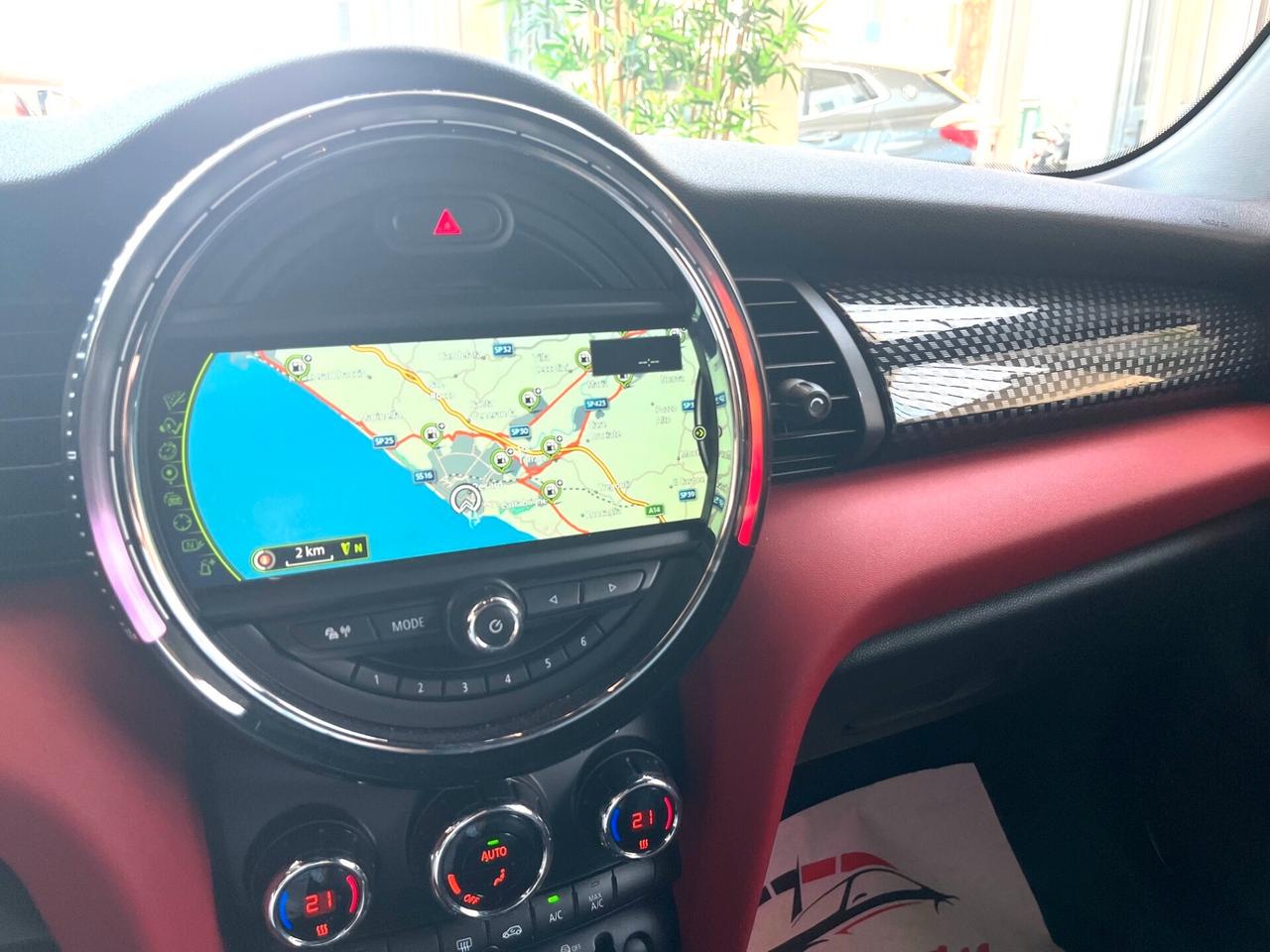 MINI JOHN COOPER WORKS 2.0 231CV Cambio automatico Navigatore Cerchi GARANZIA 12 MESI