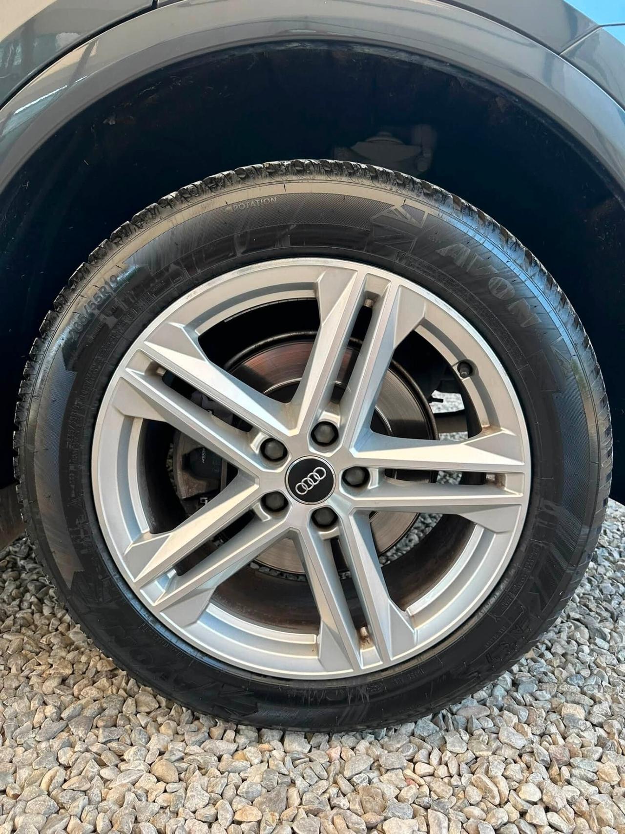 Audi Q5 2.0 TDI quattro S tronic line plus