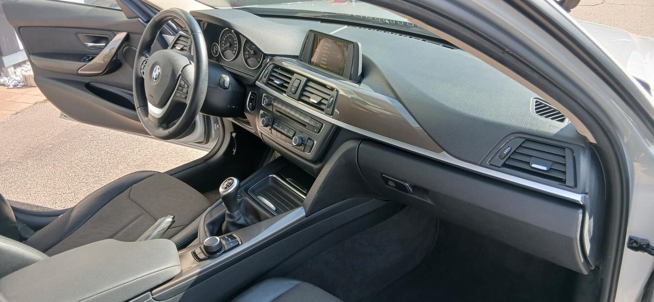 Bmw 318d Touring Modern