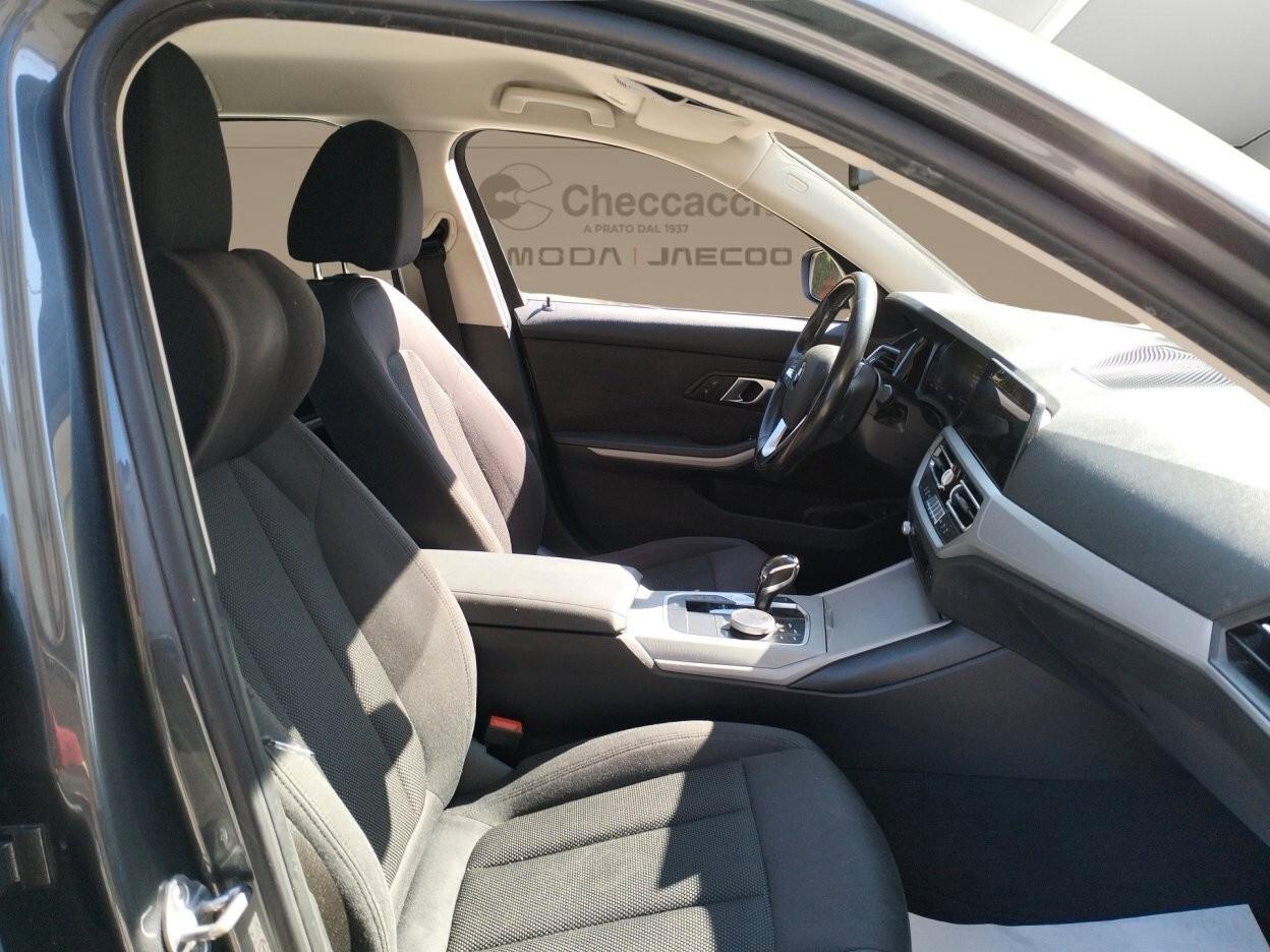 BMW 320 d Touring auto
