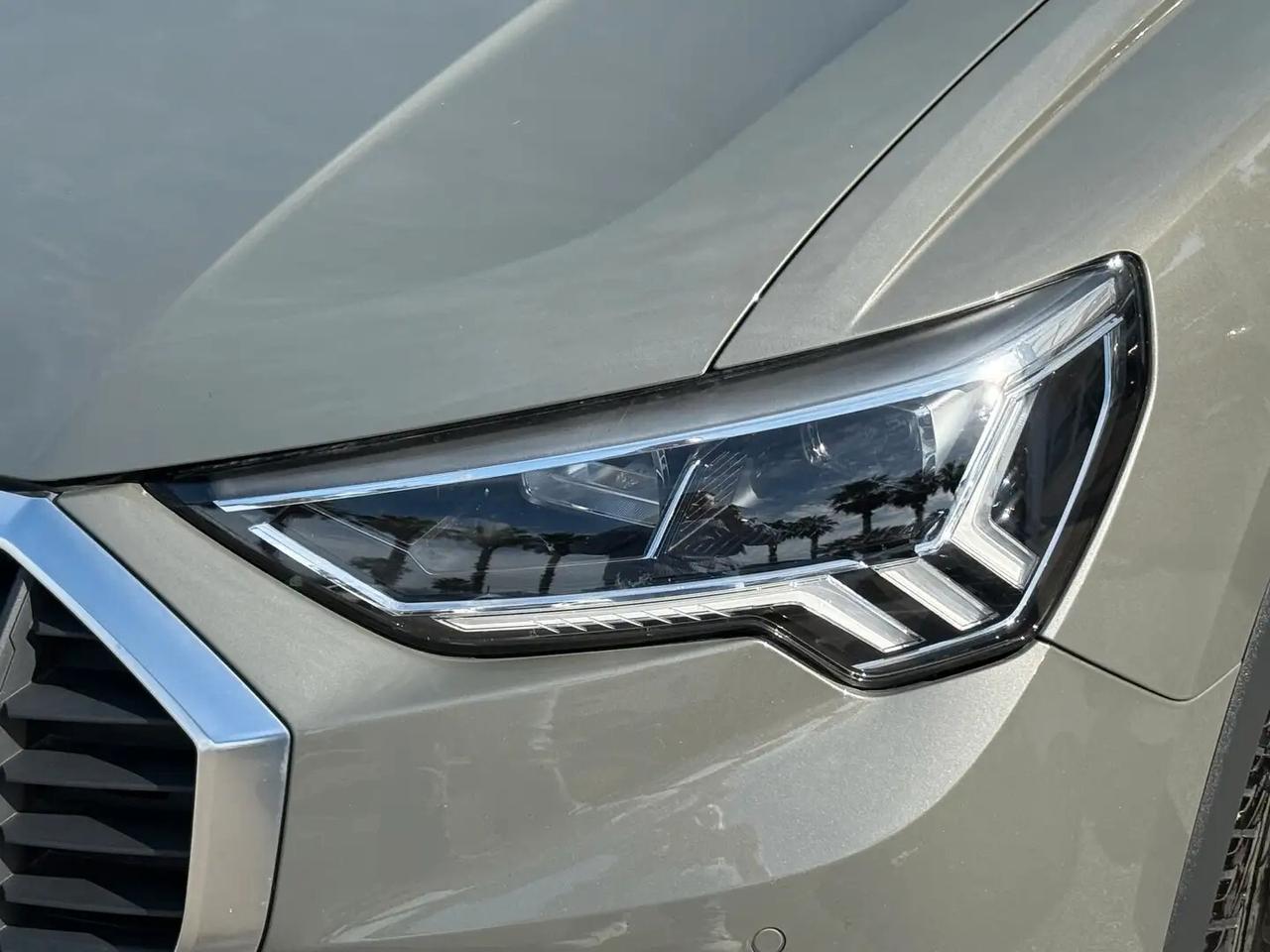 Audi Q3 35 TDI S tronic Business Advanced FARI MATRIX