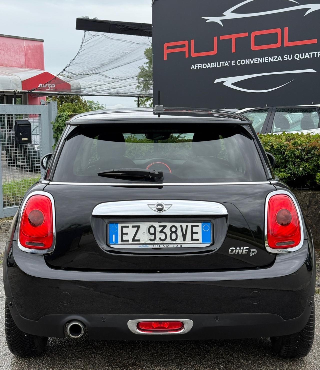 Mini 1.5 One D Business OK NEOPATENTATI 2015