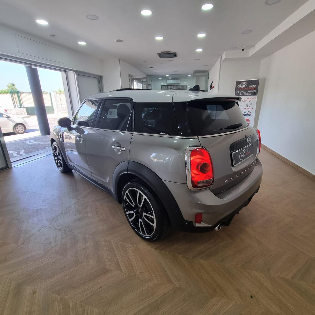 Mini John Cooper Works Countryman Mini 2.0 Cooper D Business Countryman Automatica