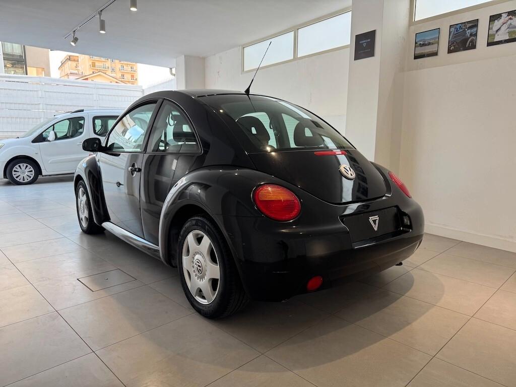 Volkswagen New Beetle 1.6