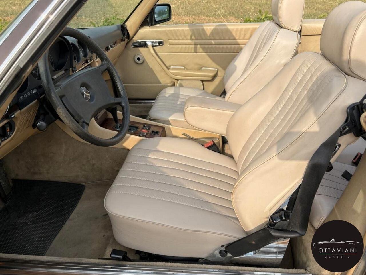 Mercedes SL 300 r107 targa ORO ASI