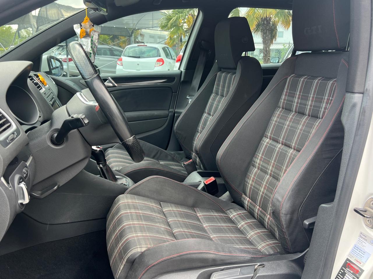 Volkswagen Golf GTI 210 cv IMPECCABILE