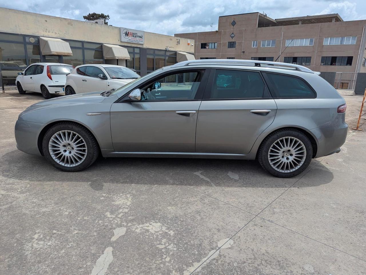 Alfa Romeo 159 1.9 JTDm Sportwagon Distinctive