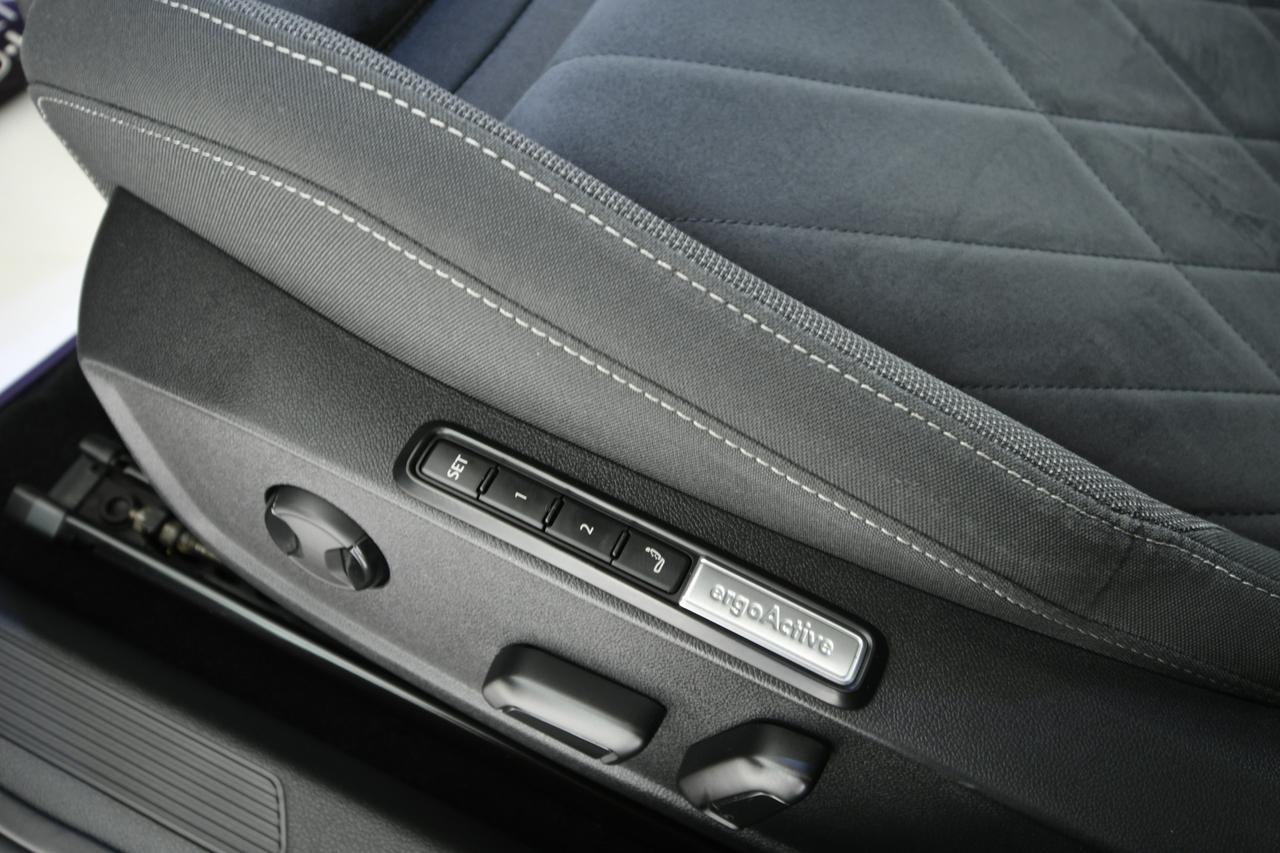 VOLKSWAGEN Golf 1.4 tsi ehybrid Style 204cv dsg APP CONNECT+ACC+ALCANTARA